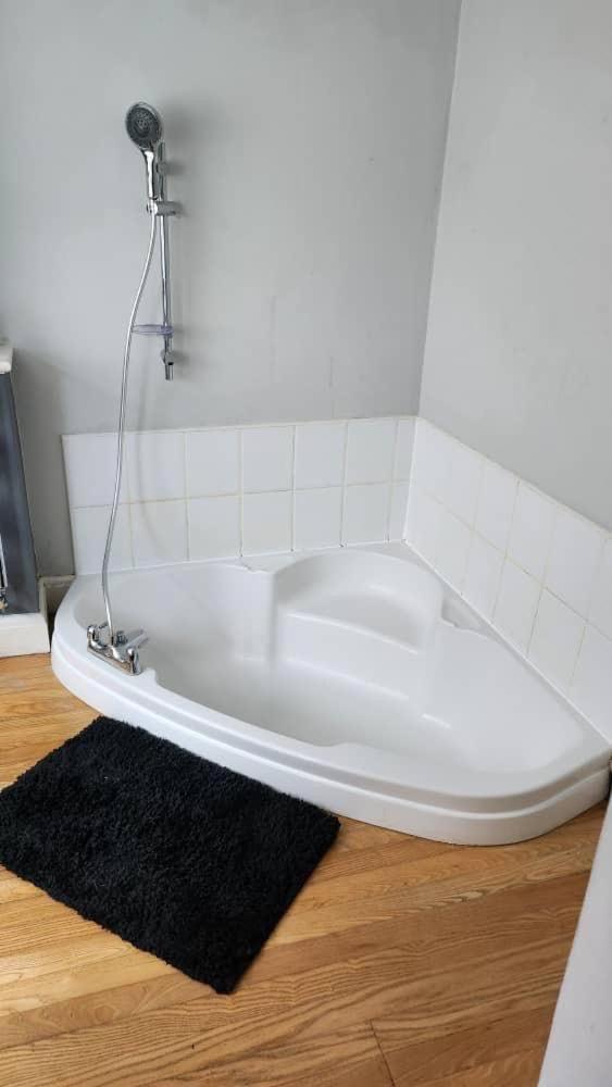 Cosy 4 Bed Home Edmonton Extérieur photo